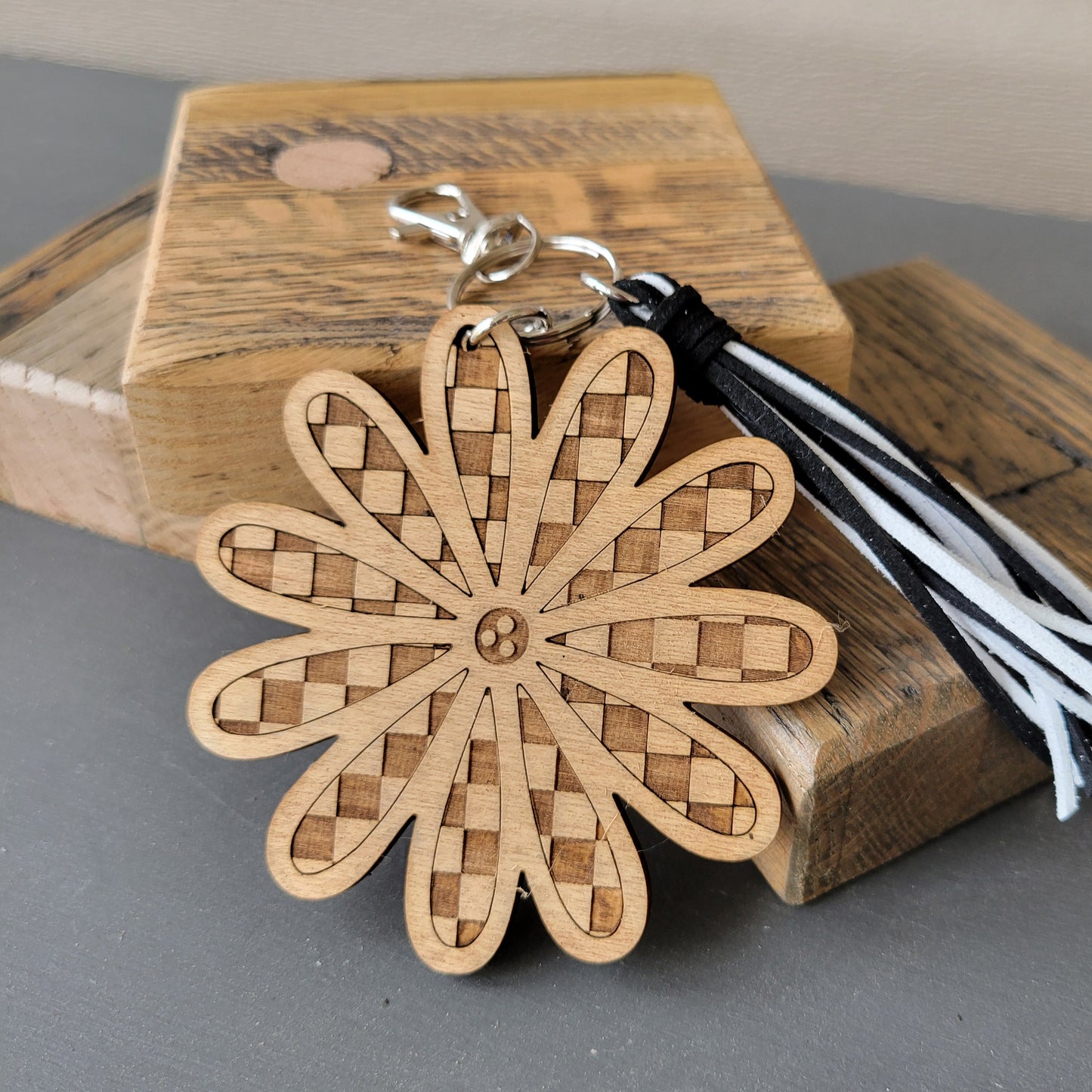 Large Checkered Daisy Key Ring