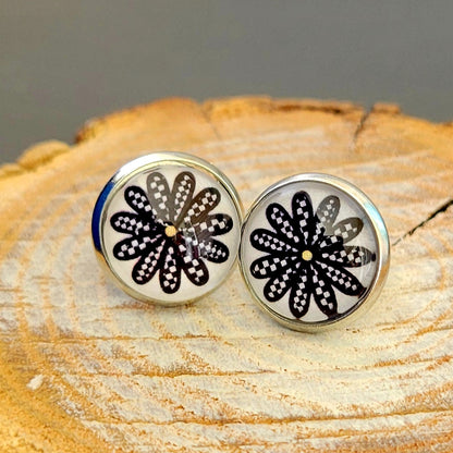 Checkered, Gnome, Flag, Heart Pierced Earrings
