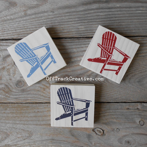 Small signs featuring an Adirondack chair.